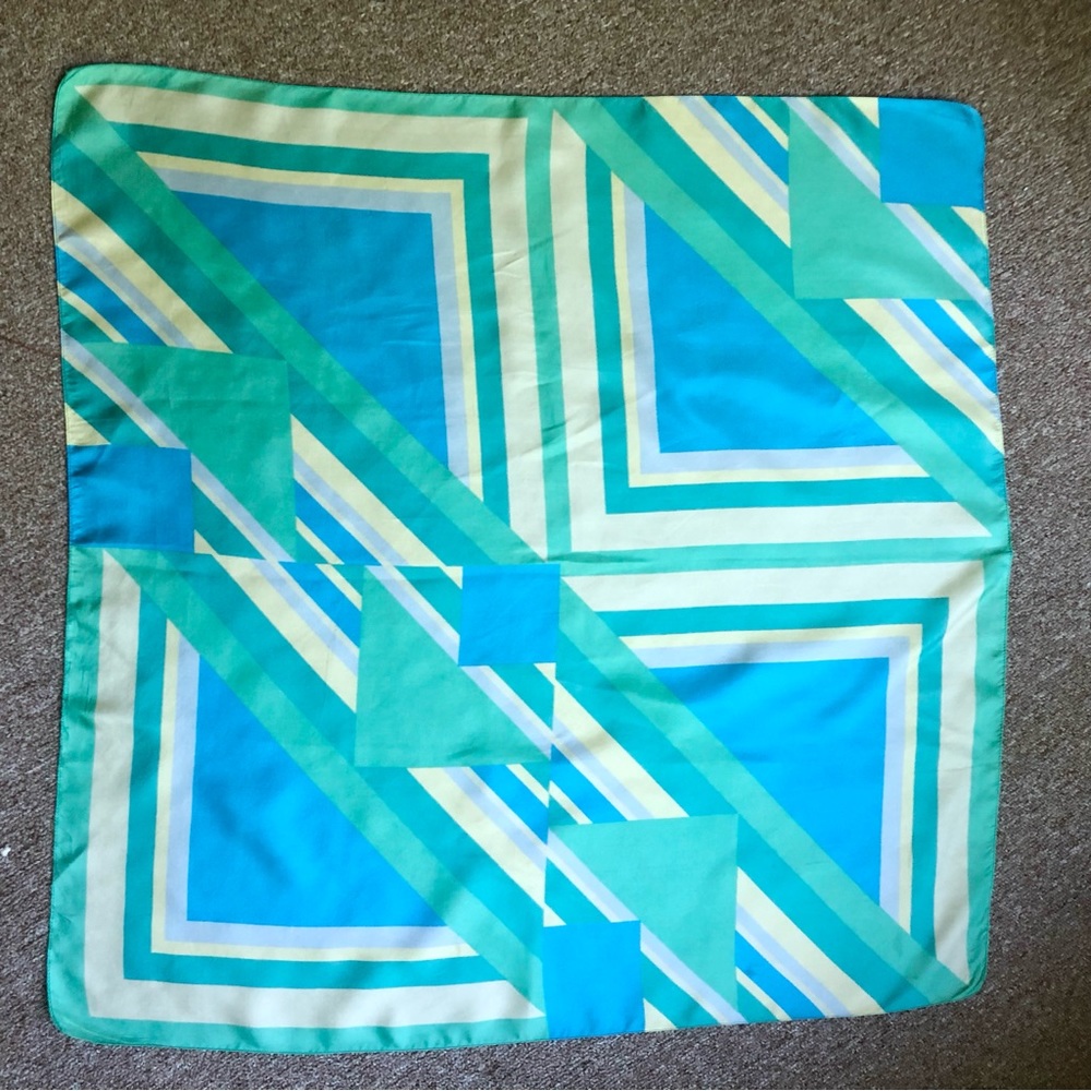 VINTAGE SILK SCARF
